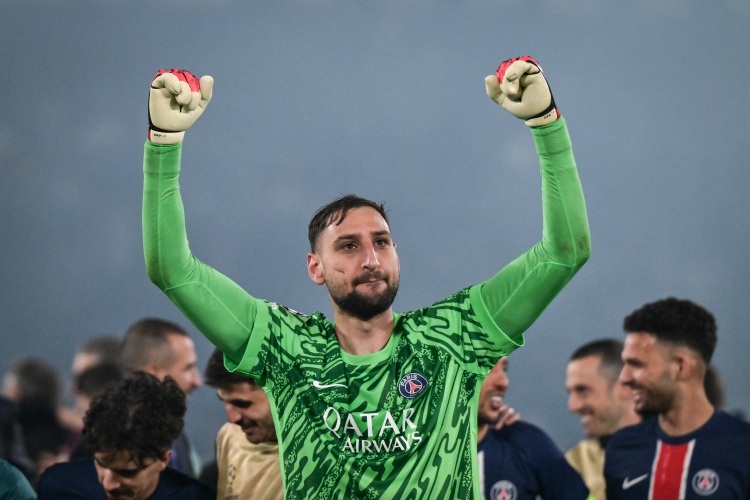 体育平台-替代埃德森！罗马诺：多纳鲁马渴望加盟曼城，瓜迪奥拉很欣赏他