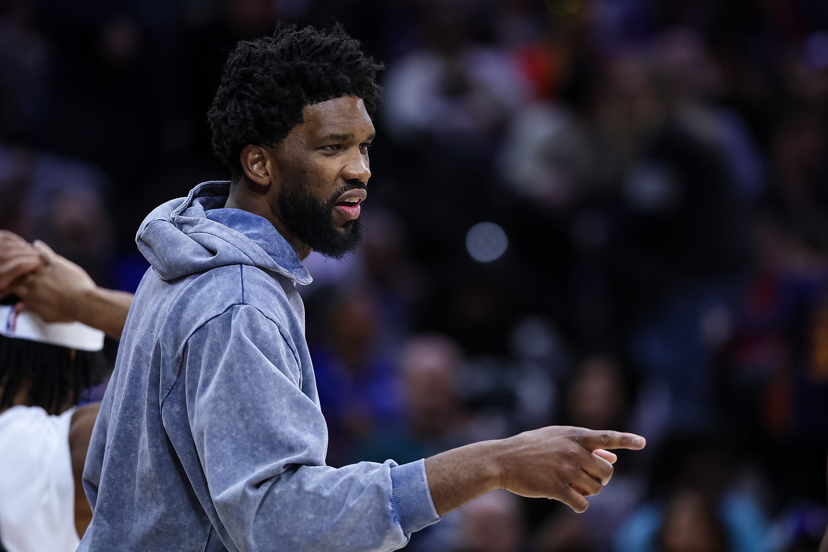 开云体育官方下载-斯托克顿批评当代NBA对抗不足跳投盛行 球员高薪却热衷轮休