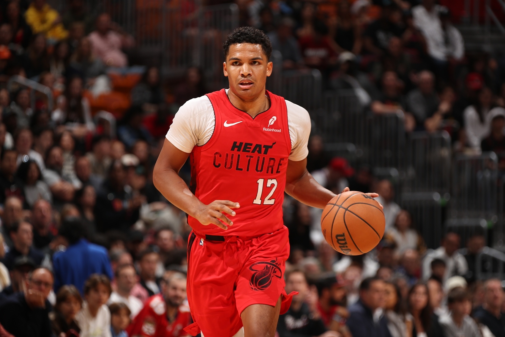 热火以三年790万合同重新签下德鲁-史密斯 后者曾两度遭遇赛季报销