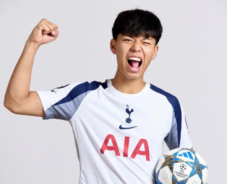 开云体育官方下载-热刺后卫高井幸大：我每天都在接受治疗，并且在户外跑步