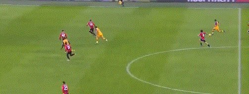 1641505251461074208.gif 动画 (700).gif